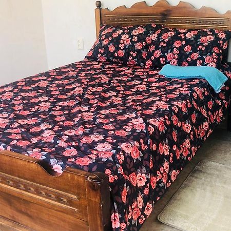 Rozmarin Нouse Makhinjauri Hotel Батуми Екстериор снимка
